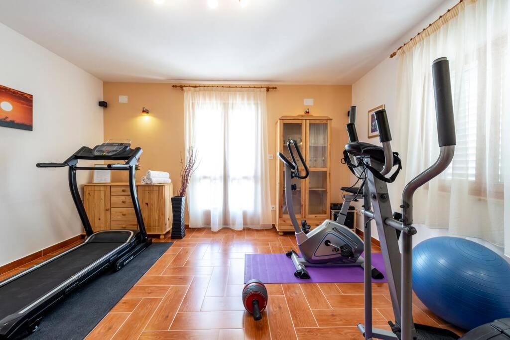 Vila Vergatum-Privacy,Gym,Billiards,Table Tennis Donji Brgat Екстериор снимка