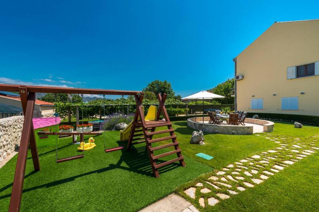 Vila Vergatum-Privacy,Gym,Billiards,Table Tennis Donji Brgat Екстериор снимка