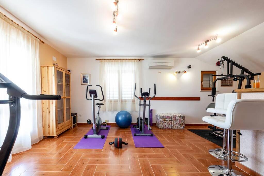 Vila Vergatum-Privacy,Gym,Billiards,Table Tennis Donji Brgat Екстериор снимка