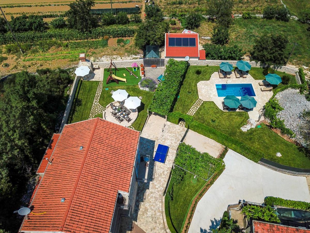 Vila Vergatum-Privacy,Gym,Billiards,Table Tennis Donji Brgat Екстериор снимка